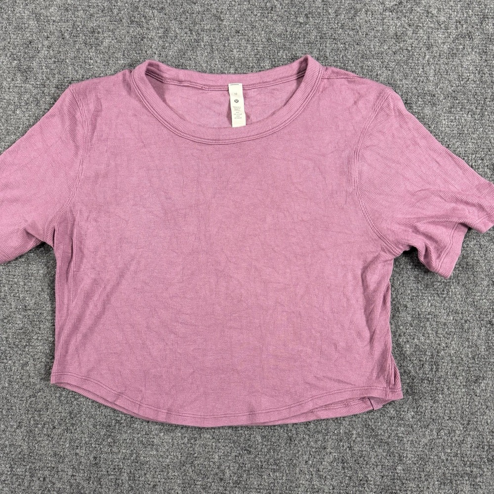 Lululemon Hold Tight Cropped T Shirt Womens 10 Velvet Dust Stretch Ribbed Modal